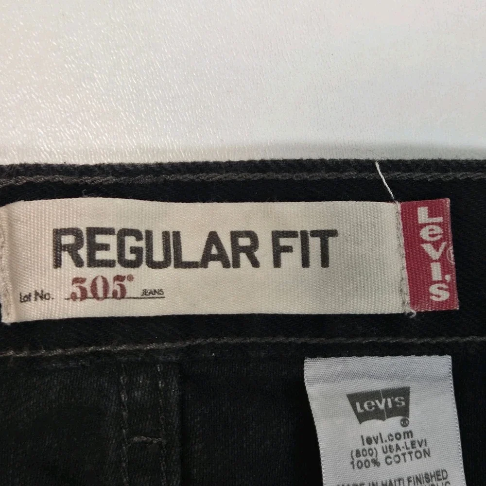 NWT Vintage Levi's 505 Black Jeans Mens 38×30 Fits 36×30 Deadstock From Y2k